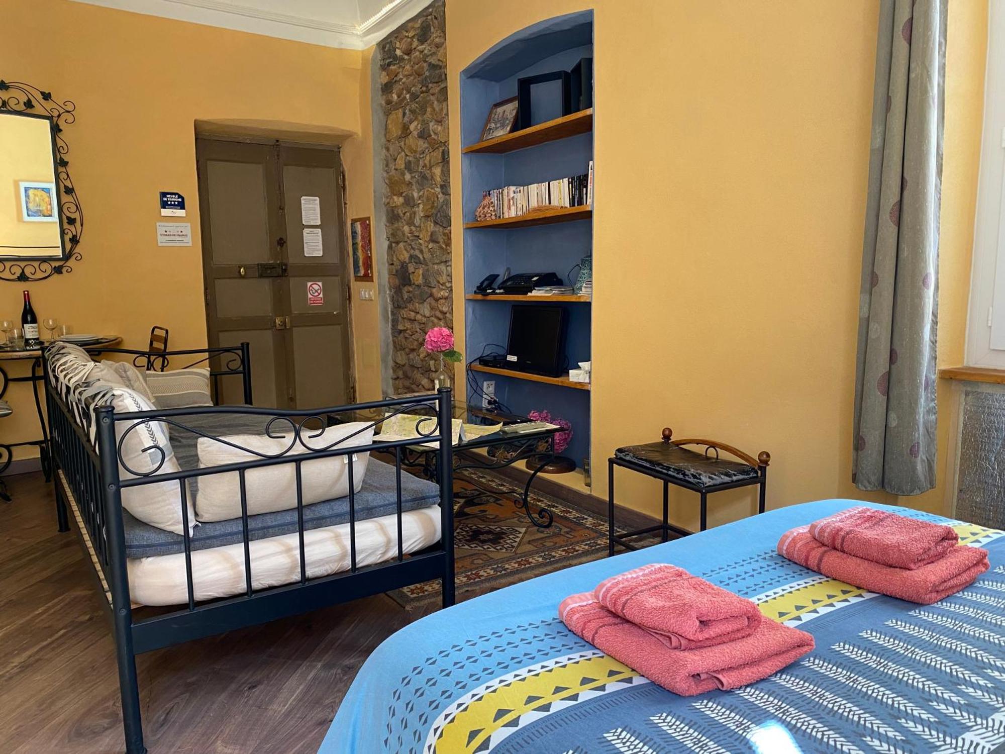 Residence Verdi - Appartements Meubles En Centre Ville Bédarieux Екстериор снимка