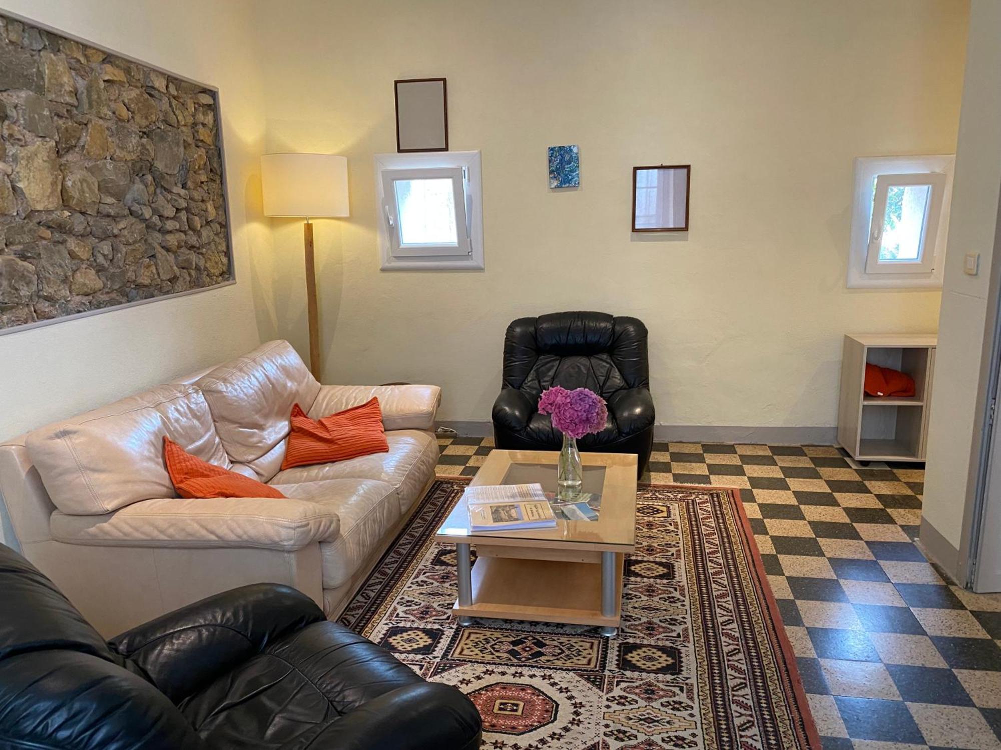 Residence Verdi - Appartements Meubles En Centre Ville Bédarieux Екстериор снимка