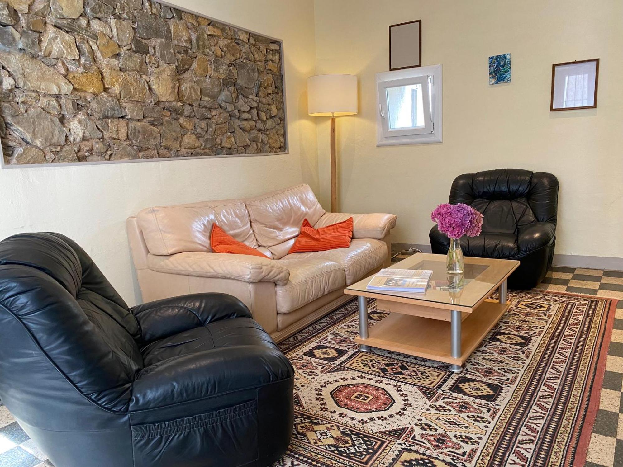 Residence Verdi - Appartements Meubles En Centre Ville Bédarieux Екстериор снимка